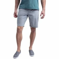 Travis Mathew Beck Shorts 15 Travis Mathew Beck Shorts -golf ball Shop travis mathew beck short light grey 01 66965.1632513504